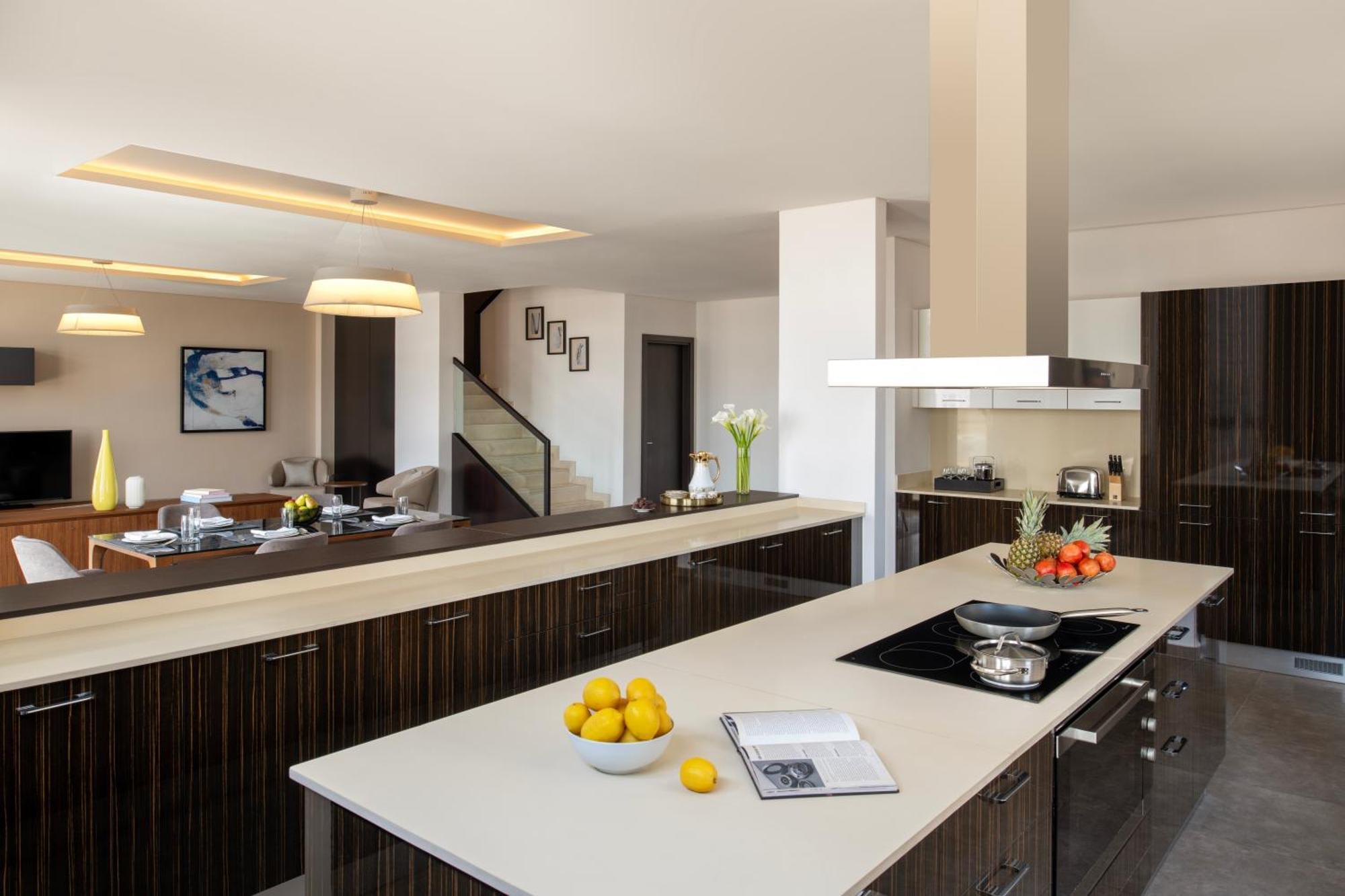 Le Mirage Walk Apartment *