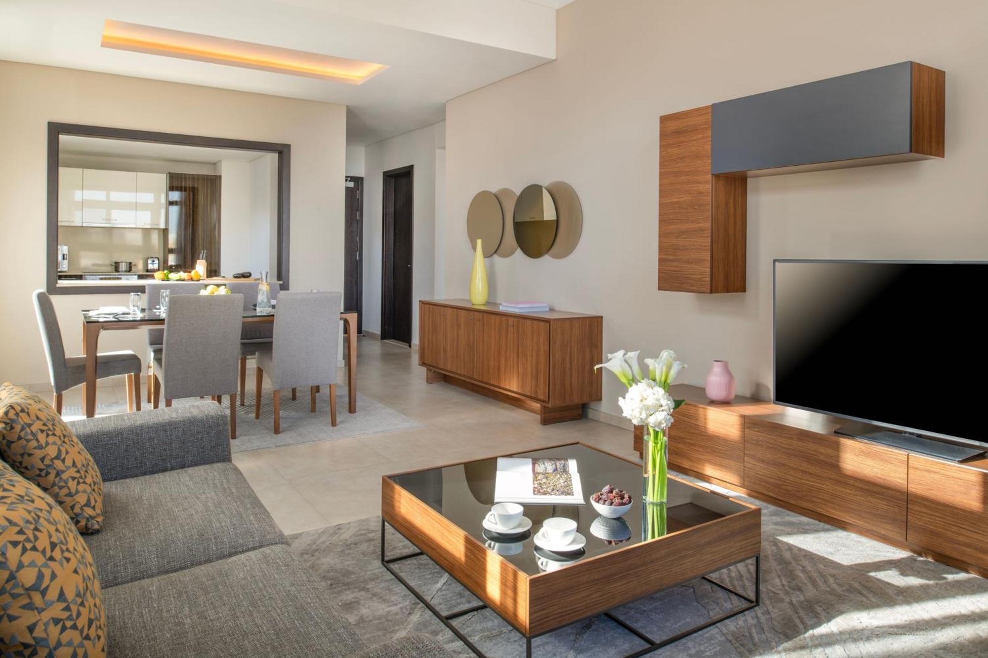 Marriott Executive Doha, Le Mirage Walk