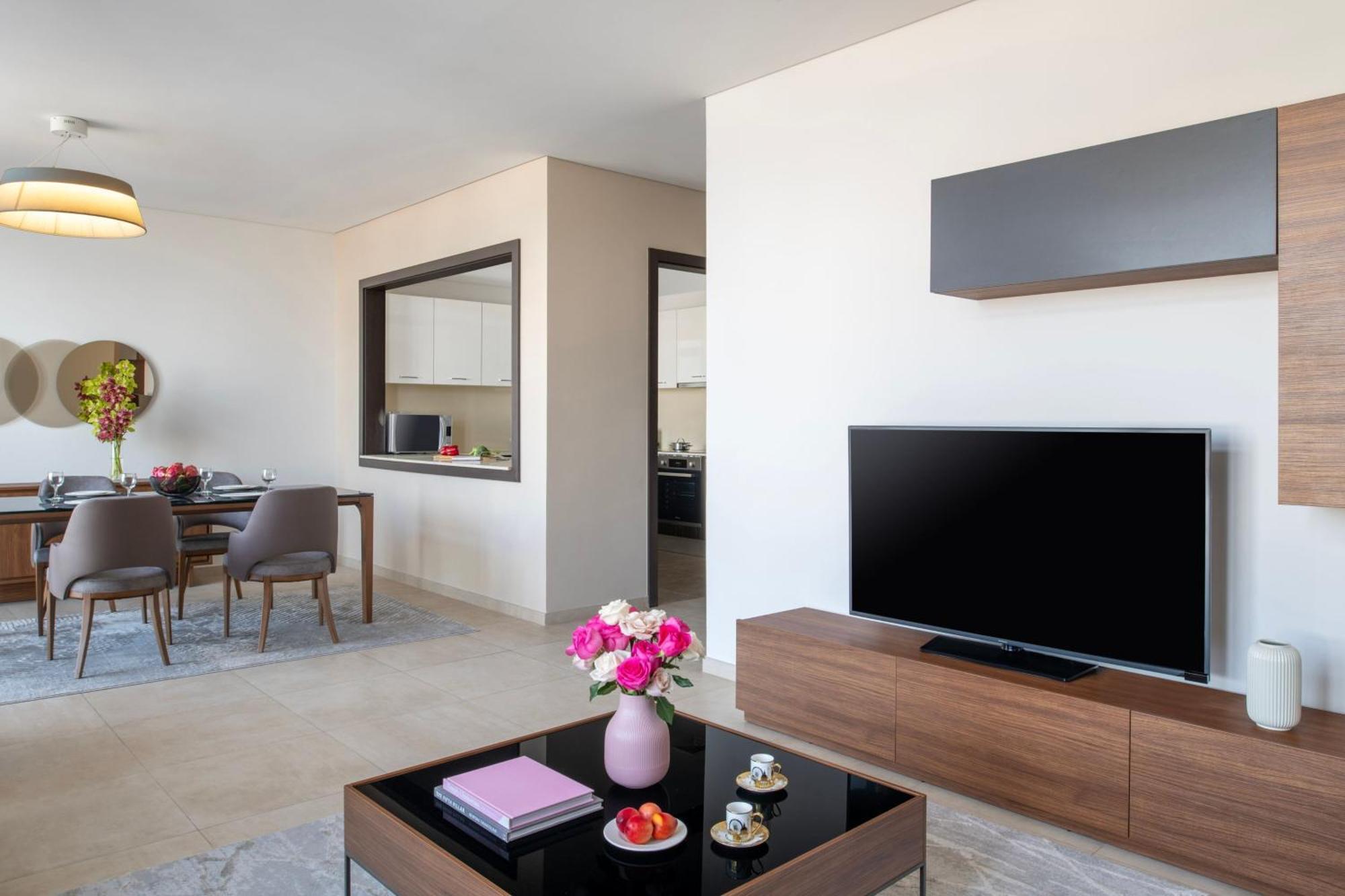 Marriott Executive Doha, Le Mirage Walk होटल के अलावा